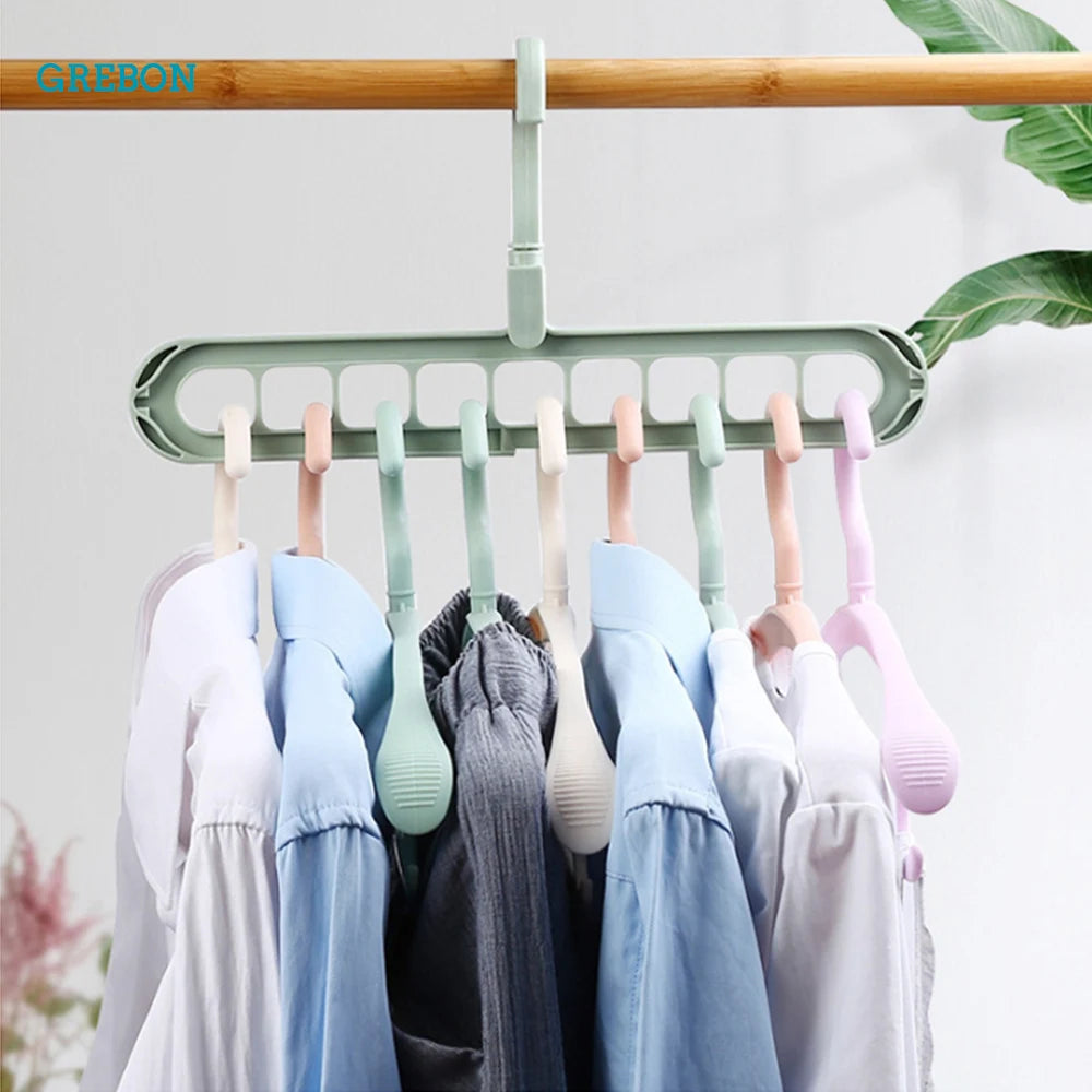 Colgador de ropa plegable giratorio
